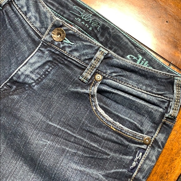 SILVER JEANS || AIKO Jeans - Picture 2 of 8